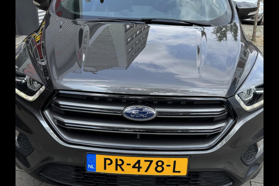 Ford Kuga 1.5 EcoBoost ST Line - Navigatie I Airco I Leer I PDC I Trekhaak I Dealer onderhouden