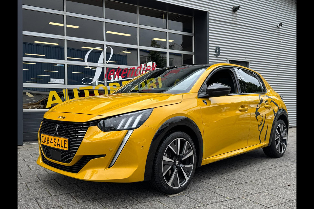 Peugeot 208 1.2 PureTech GT - Panorama dak I Navigatie I Airco I Sport pakket I 1/2 Leer I Trekhaak I Dealer onderhouden Peugeot 208 1.2 PureTech GT - Panorama dak I Navigatie I Airco I Sport pakket I 1/2 Leer I Trekhaak I Dealer onderhouden