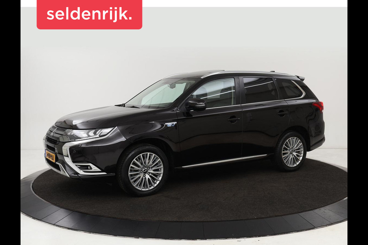 Mitsubishi Outlander 2.4 PHEV Intense+ | Schuifdak | Stoel & stuurverwarming | 360 camera | Trekhaak | Half leder | Carplay | Navigatie | Climate control Mitsubishi Outlander 2.4 PHEV Intense+ | Schuifdak | Stoel & stuurverwarming | 360 camera | Trekhaak | Half leder | Carplay | Navigatie | Climate control