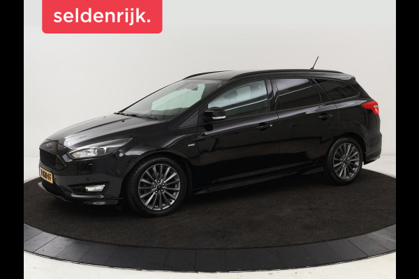 Ford Focus 1.0 EcoBoost 140pk ST-Line | Stoel & stuurverwarming | Xenon | Carplay | Navigatie | Climate control | Parkeerhulp | Cruise control