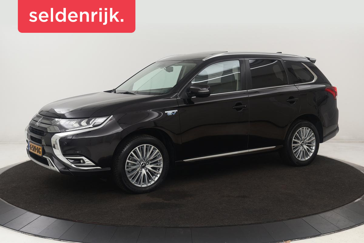 Mitsubishi Outlander 2.4 PHEV Intense+ | Schuifdak | Trekhaak | Stoelverwarming | Carplay | Camera | Full LED | Stuurverwarming | Keyless | Dodehoek detectie | Half leder Mitsubishi Outlander 2.4 PHEV Intense+ | Schuifdak | Trekhaak | Stoelverwarming | Carplay | Camera | Full LED | Stuurverwarming | Keyless | Dodehoek detectie | Half leder