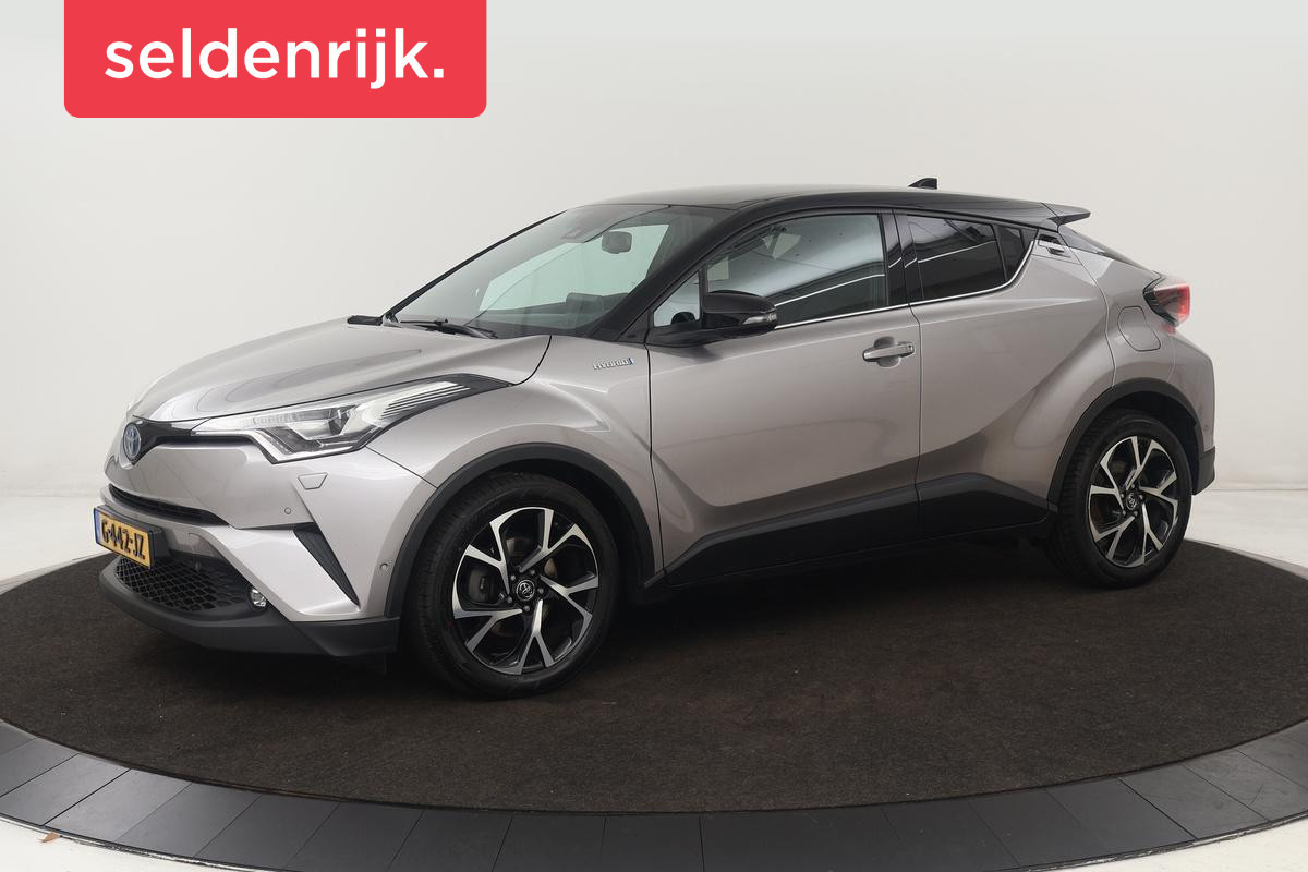 Toyota C-HR 1.8 Hybrid Dynamic | Stoel & stuurverwarming | Adaptive cruise | Camera | Navigatie | Climate control | Keyless Toyota C-HR 1.8 Hybrid Dynamic | Stoel & stuurverwarming | Adaptive cruise | Camera | Navigatie | Climate control | Keyless
