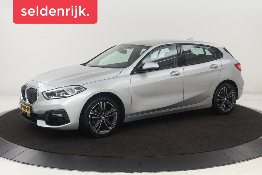 BMW 1-serie 118i Executive Edition | Sport Line | Carplay | Full LED | Sportstoelen | Climate control | Navigatie | Parkeerhulp | Live Cockpit | Cruise control
