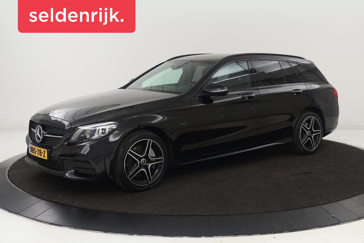 Mercedes-Benz C-Klasse 300e AMG Night | Carplay | 360 camera | Trekhaak | Stoelverwarming | Keyless | Leder/Alcantara | Full LED | Navigatie Mercedes-Benz C-Klasse 300e AMG Night | Carplay | 360 camera | Trekhaak | Stoelverwarming | Keyless | Leder/Alcantara | Full LED | Navigatie