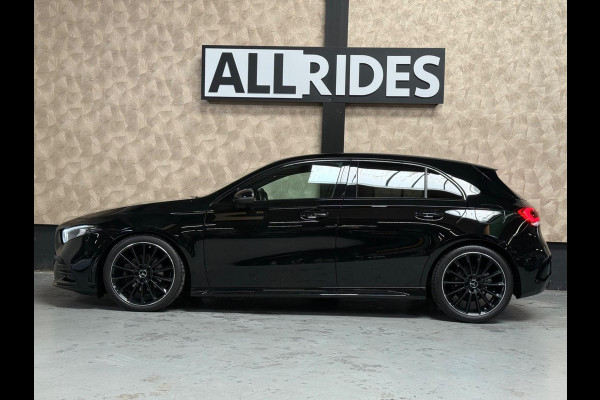 Mercedes-Benz A-Klasse 200 d Amg pakket l Night pakket l Sfeer verlichting l Camera l 19 Inch