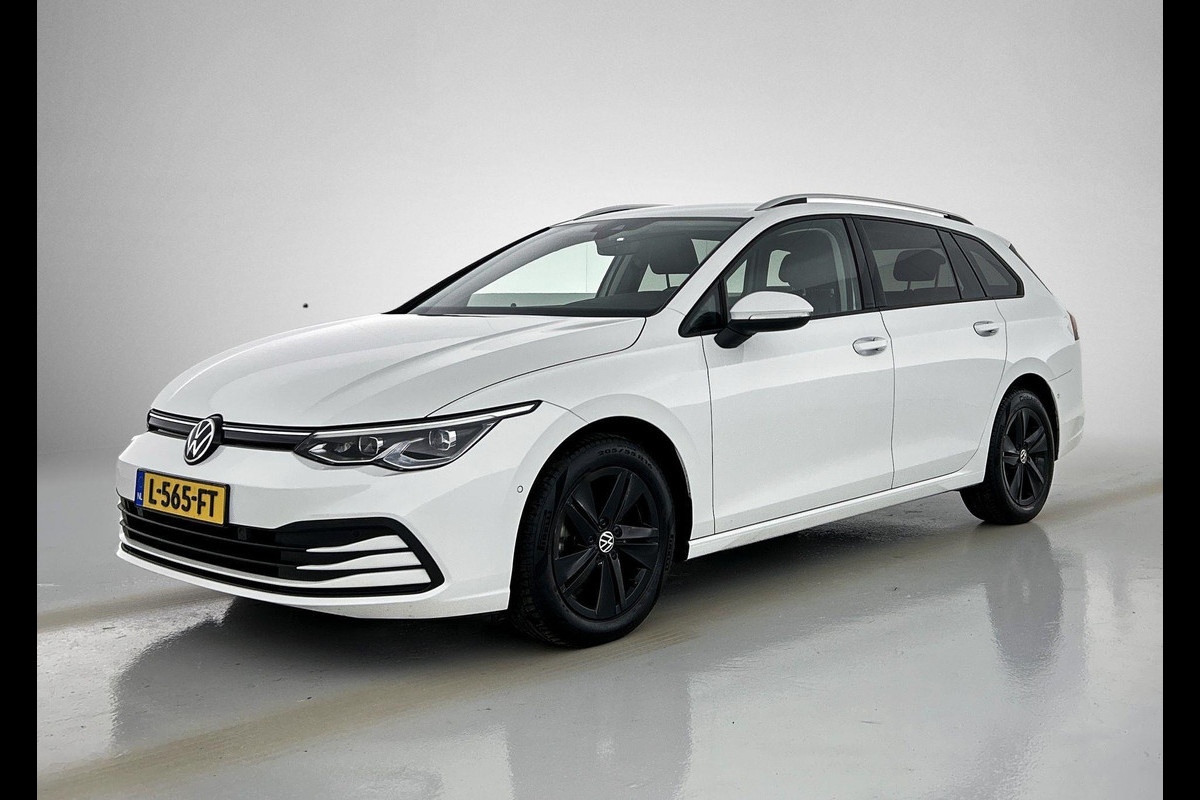 Volkswagen GOLF Variant 1.0 TSI Life Business (NAVIGATIE, STOEL-/STUURVERWARMING, CAMERA, MASSAGESTOELEN, 1e EIGENAAR)