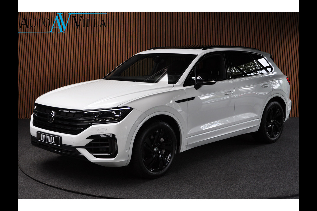 Volkswagen Touareg 3.0 TSi 4-Motion R Head-up Luchtvering Dynaudio Stoel ventilatie Trekhaak elektrisch uitklapbaar 462pk Volkswagen Touareg 3.0 TSi 4-Motion R Head-up Luchtvering Dynaudio Stoel ventilatie Trekhaak elektrisch uitklapbaar 462pk