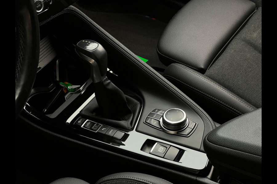 BMW X1 xDrive25e M-SPORT ** LED, NAVI+, HALF-LEDER, HuD, ALARM, KEYLESS, 19-inch LMV ** 1e EIG - UNFALLFREI ** ** INFORMEER OOK NAAR ONZE AANTREKKELIJKE FINANCIAL-LEASE TARIEVEN **