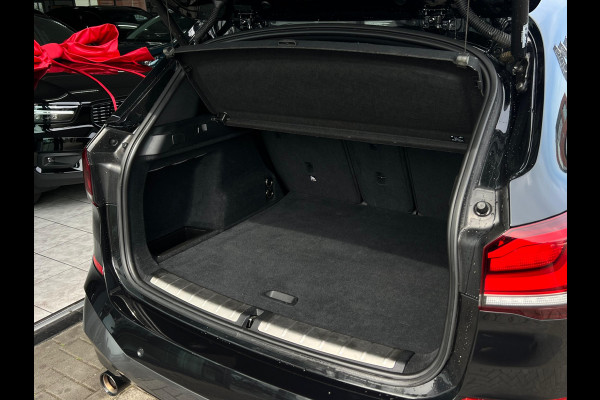 BMW X1 xDrive25e M-SPORT ** LED, NAVI+, HALF-LEDER, HuD, ALARM, KEYLESS, 19-inch LMV ** 1e EIG - UNFALLFREI ** ** INFORMEER OOK NAAR ONZE AANTREKKELIJKE FINANCIAL-LEASE TARIEVEN **