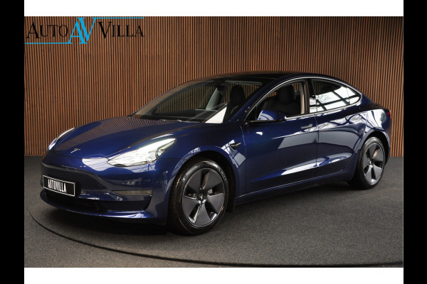 Tesla Model 3 Long Range AWD 78 kWh Autopilot ACC Stuurverw. PDC Leer Navi Panoramadak 360° Elektr. achterklep Stoelverwarming voor & achter Climate voor & achter LM velgen BTW auto! Nieuw!