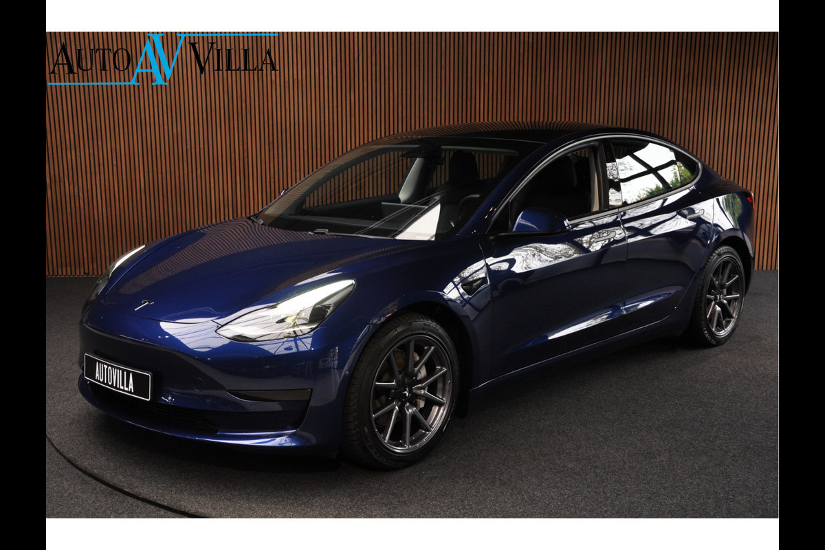 Tesla Model 3 Autopilot ACC Stuurverwarm. Afneemb. trekhaak PDC Leer Navi Panoramadak 360° Elektr. achterklep Stoelverwarming voor & achter Climate voor & achter LM velgen BTW auto! Tesla Model 3 Autopilot ACC Stuurverwarm. Afneemb. trekhaak PDC Leer Navi Panoramadak 360° Elektr. achterklep Stoelverwarming voor & achter Climate voor & achter LM velgen BTW auto!