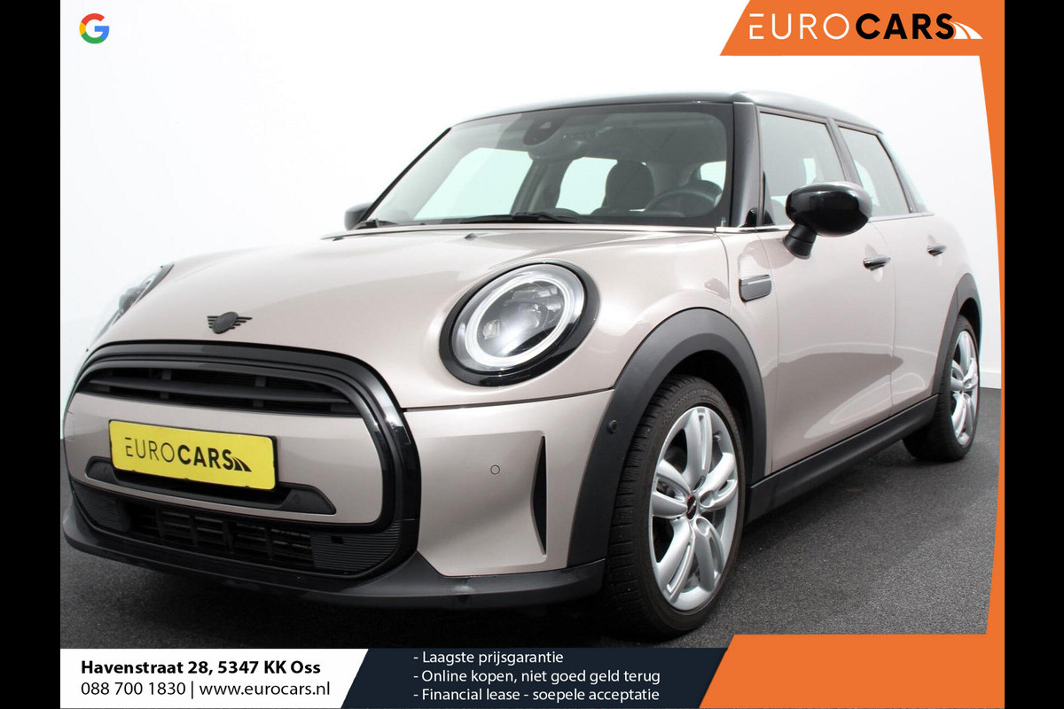 MINI Mini 1.5 Cooper Maximise Steptronic 5 deurs | Navigatie | Apple Carplay/Android Auto | Camera | Parkeer sensoren | Airco | Dab | Cruise Control | Led MINI Mini 1.5 Cooper Maximise Steptronic 5 deurs | Navigatie | Apple Carplay/Android Auto | Camera | Parkeer sensoren | Airco | Dab | Cruise Control | Led