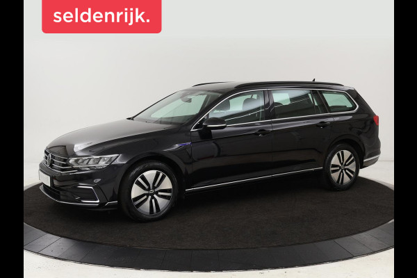 Volkswagen Passat 1.4 TSI PHEV GTE | Stoelverwarming | Camera | Adaptive cruise | Matrix LED | Massage | Carplay | Navigatie | Side Assist