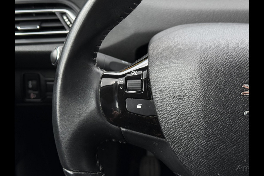 Peugeot 308 1.2 PureTech Active | Navi | Camera | Virtual Cockpit |