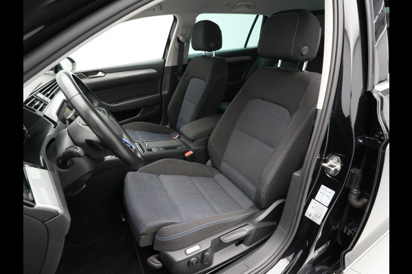 Volkswagen Passat Variant 1.4 TSI 218pk PHEV GTE Business Navigatie Virtual Cockpit Pdc Acc 192