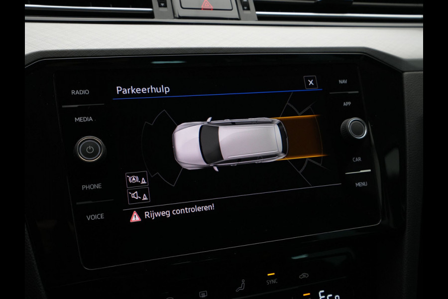 Volkswagen Passat Variant 1.4 TSI 218pk PHEV GTE Business Navigatie Virtual Cockpit Pdc Acc 192