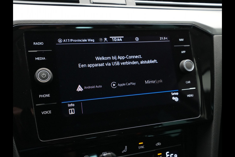 Volkswagen Passat Variant 1.4 TSI 218pk PHEV GTE Business Navigatie Virtual Cockpit Pdc Acc 192
