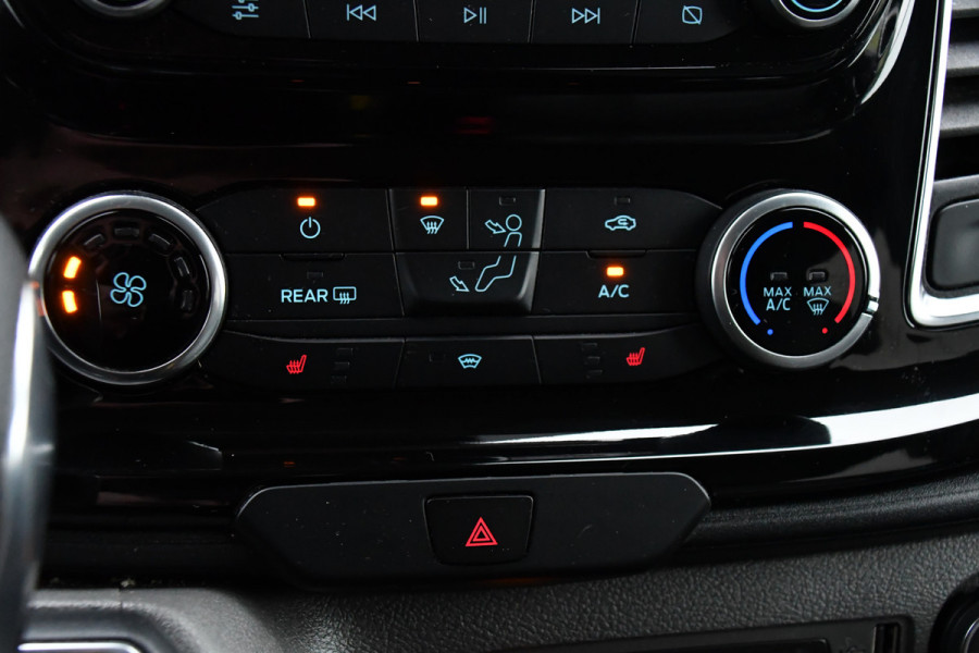 Ford Transit Custom 300 2.0 TDCI L2H1 DC Black Edition Camera, Adaptieve Cruise, 170Pk, Carplay, Automaat, Leder, Multimedia, Sensoren, 2 x Schuifdeur, UNIEK!
