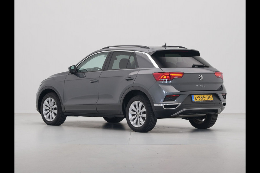 Volkswagen T-Roc 1.0 TSI 110pk Style Executive Getint glas Navigatie Adaptieve Cruise PDC 217