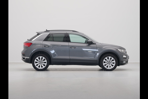 Volkswagen T-Roc 1.0 TSI 110pk Style Executive Getint glas Navigatie Adaptieve Cruise PDC 217