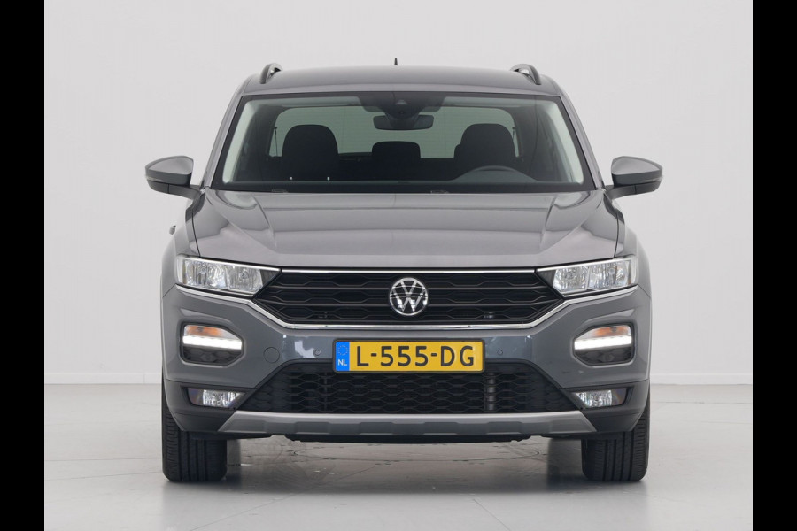Volkswagen T-Roc 1.0 TSI 110pk Style Executive Getint glas Navigatie Adaptieve Cruise PDC 217