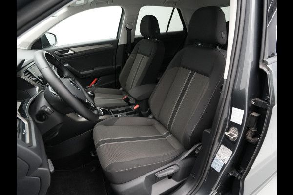 Volkswagen T-Roc 1.0 TSI 110pk Style Executive Getint glas Navigatie Adaptieve Cruise PDC 217