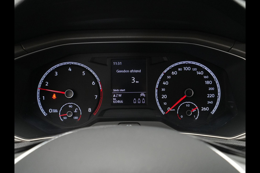 Volkswagen T-Roc 1.0 TSI 110pk Style Executive Getint glas Navigatie Adaptieve Cruise PDC 217