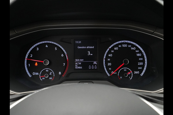 Volkswagen T-Roc 1.0 TSI 110pk Style Executive Getint glas Navigatie Adaptieve Cruise PDC 217
