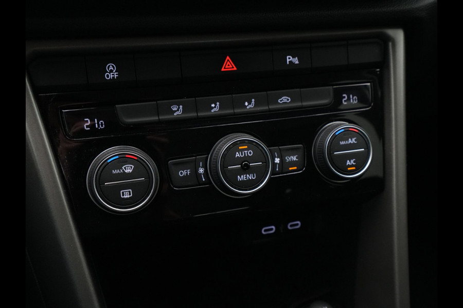 Volkswagen T-Roc 1.0 TSI 110pk Style Executive Getint glas Navigatie Adaptieve Cruise PDC 217