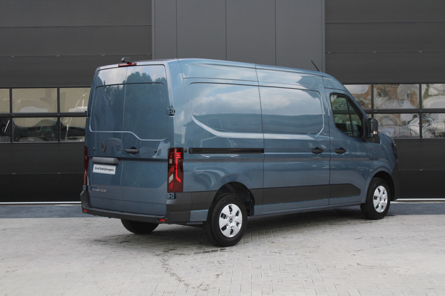 Renault Master T35 2.0 dCi 170pk L2H2 Extra - Navigatie - Blind Spot - Camera - Stoelverwarming - Verwarmde voorruit - Rijklaar