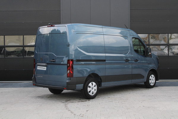 Renault Master T35 2.0 dCi 170pk L2H2 Extra - Navigatie - Blind Spot - Camera - Stoelverwarming - Verwarmde voorruit - Rijklaar