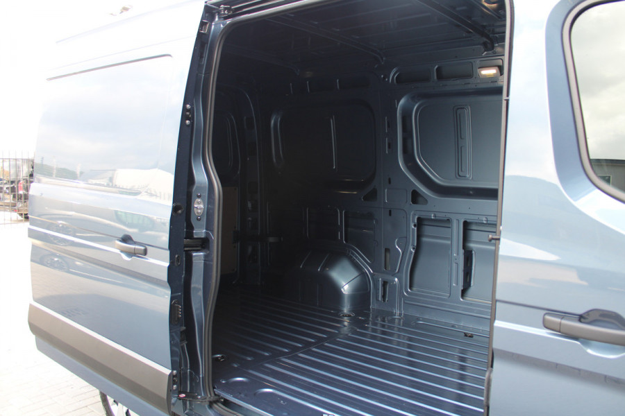 Renault Master T35 2.0 dCi 170pk L2H2 Extra - Navigatie - Blind Spot - Camera - Stoelverwarming - Verwarmde voorruit - Rijklaar