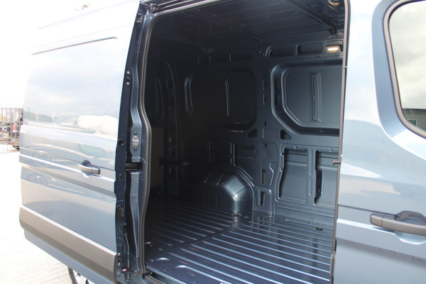 Renault Master T35 2.0 dCi 170pk L2H2 Extra - Navigatie - Blind Spot - Camera - Stoelverwarming - Verwarmde voorruit - Rijklaar