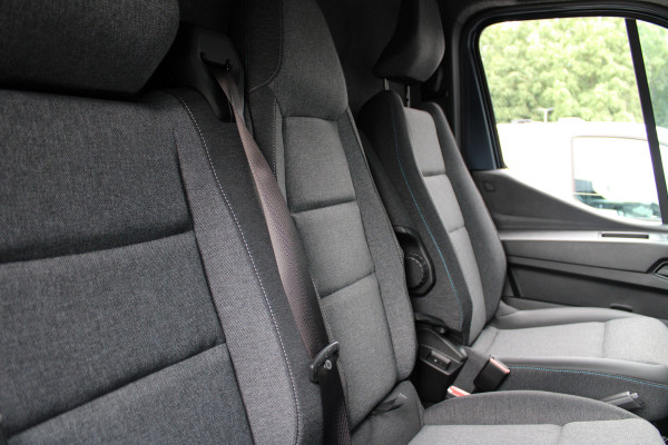 Renault Master T35 2.0 dCi 170pk L2H2 Extra - Navigatie - Blind Spot - Camera - Stoelverwarming - Verwarmde voorruit - Rijklaar