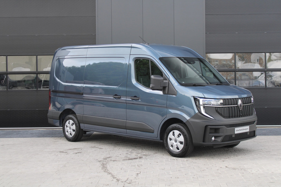 Renault Master T35 2.0 dCi 170pk L2H2 Extra - Navigatie - Blind Spot - Camera - Stoelverwarming - Verwarmde voorruit - Rijklaar