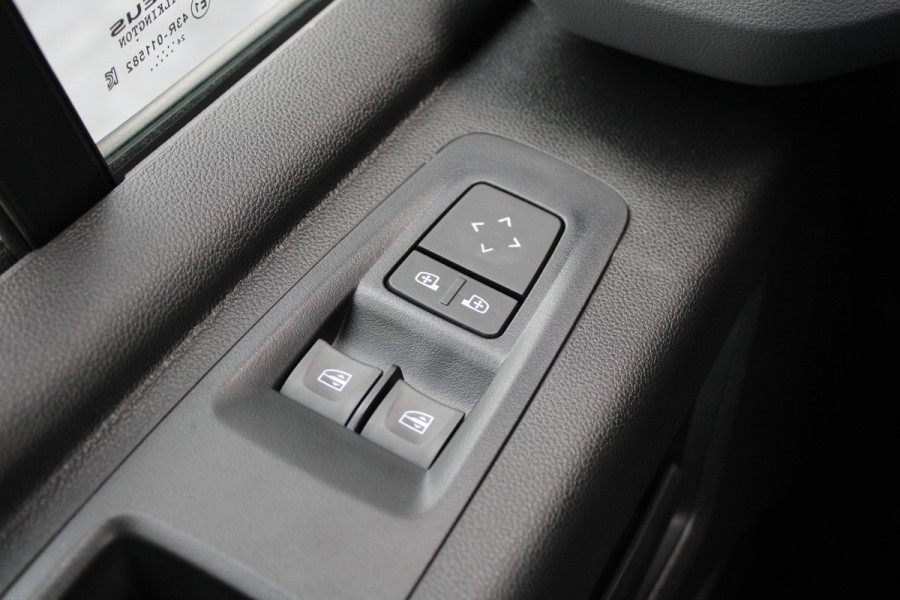 Renault Master T35 2.0 dCi 170pk L2H2 Extra - Navigatie - Blind Spot - Camera - Stoelverwarming - Verwarmde voorruit - Rijklaar