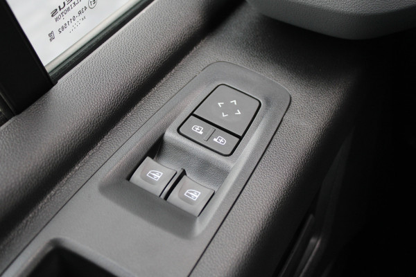 Renault Master T35 2.0 dCi 170pk L2H2 Extra - Navigatie - Blind Spot - Camera - Stoelverwarming - Verwarmde voorruit - Rijklaar