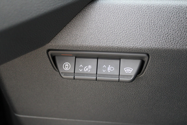 Renault Master T35 2.0 dCi 170pk L2H2 Extra - Navigatie - Blind Spot - Camera - Stoelverwarming - Verwarmde voorruit - Rijklaar