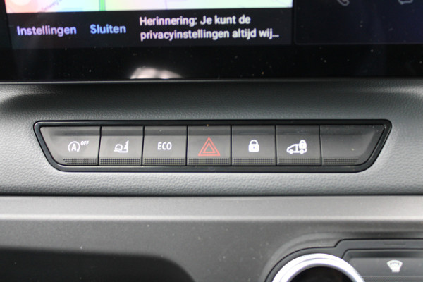 Renault Master T35 2.0 dCi 170pk L2H2 Extra - Navigatie - Blind Spot - Camera - Stoelverwarming - Verwarmde voorruit - Rijklaar