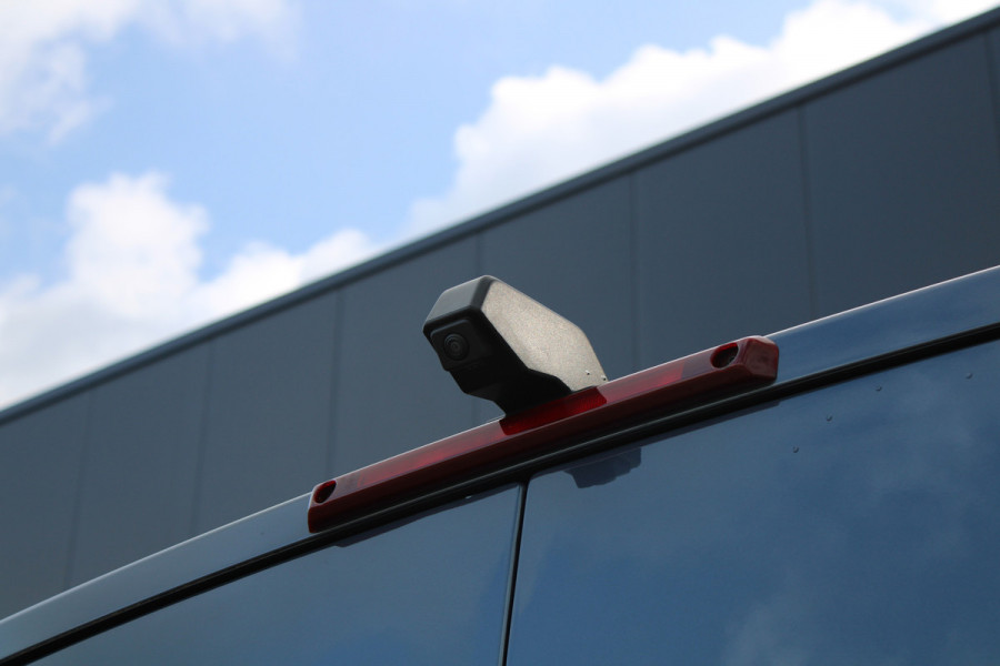 Renault Master T35 2.0 dCi 170pk L2H2 Extra - Navigatie - Blind Spot - Camera - Stoelverwarming - Verwarmde voorruit - Rijklaar