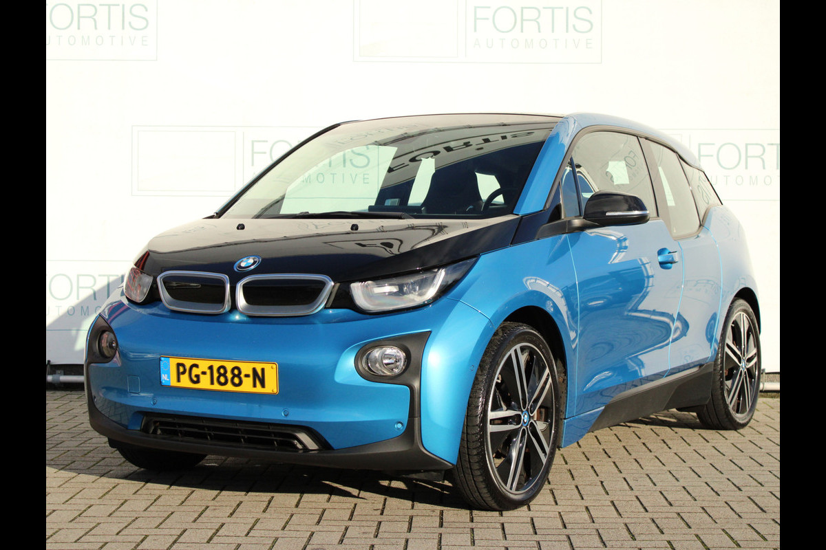 BMW i3 Basis 94Ah 33 kWh PANODAK | LEDER | NL AUTO BMW i3 Basis 94Ah 33 kWh PANODAK | LEDER | NL AUTO
