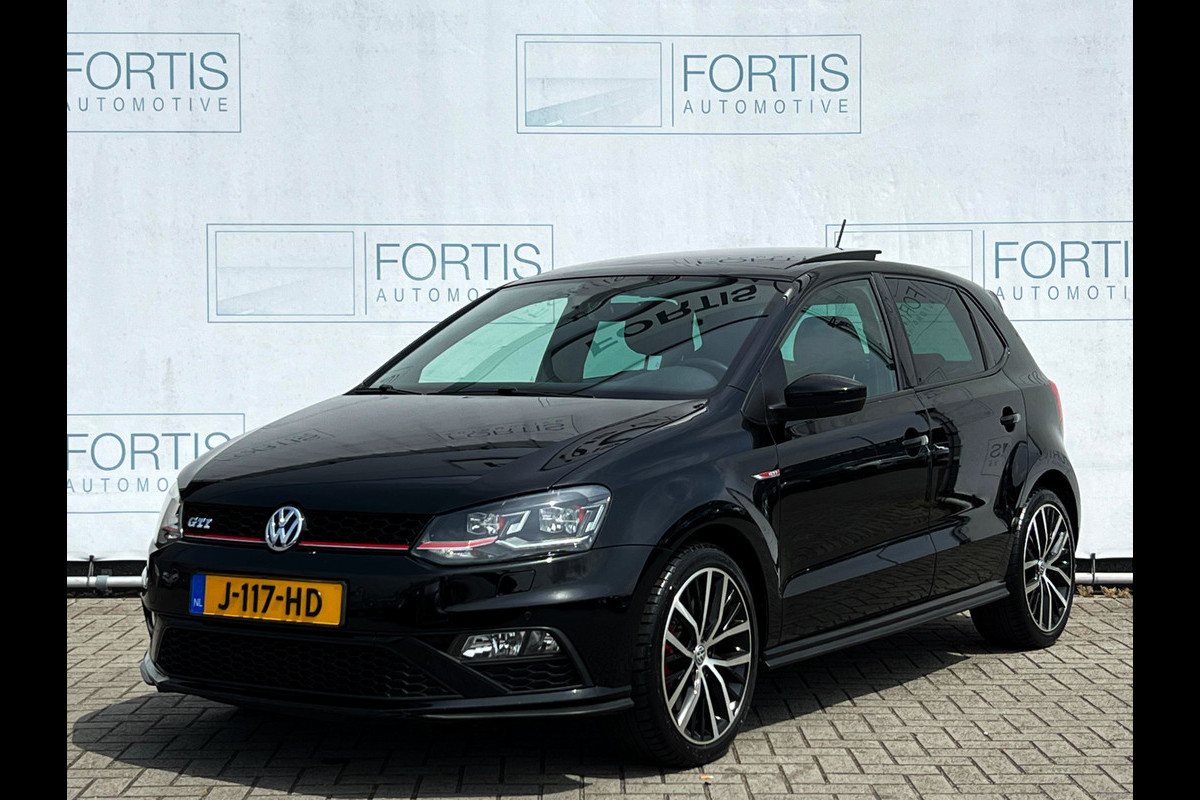 Volkswagen Polo 1.8 TSI GTI PANO | ZEER NETTE AUTO | STOELVERW | PDC VOOR & ACHTER | CARPLAY | Volkswagen Polo 1.8 TSI GTI PANO | ZEER NETTE AUTO | STOELVERW | PDC VOOR & ACHTER | CARPLAY |
