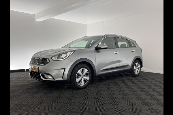 Kia Niro 1.6 GDi Hybrid ExecutiveLine Aut. *LEATHER-FABRIC | NAVI-FULLMAP | KEYLESS | CAMERA | COMFORT-SEATS | DIGI-COCKPIT | LANE-ASSIST | ECC | CARPLAY | PDC | 16''ALU*