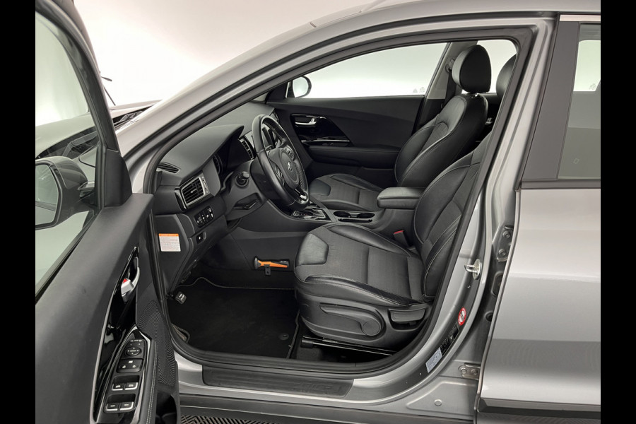 Kia Niro 1.6 GDi Hybrid ExecutiveLine Aut. *LEATHER-FABRIC | NAVI-FULLMAP | KEYLESS | CAMERA | COMFORT-SEATS | DIGI-COCKPIT | LANE-ASSIST | ECC | CARPLAY | PDC | 16''ALU*