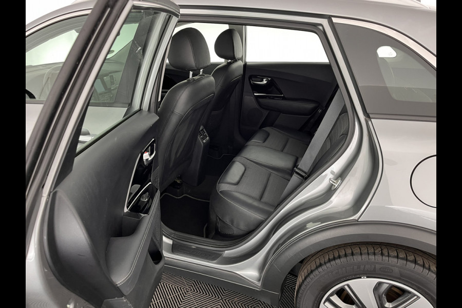 Kia Niro 1.6 GDi Hybrid ExecutiveLine Aut. *LEATHER-FABRIC | NAVI-FULLMAP | KEYLESS | CAMERA | COMFORT-SEATS | DIGI-COCKPIT | LANE-ASSIST | ECC | CARPLAY | PDC | 16''ALU*