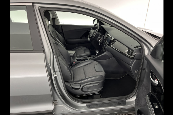 Kia Niro 1.6 GDi Hybrid ExecutiveLine Aut. *LEATHER-FABRIC | NAVI-FULLMAP | KEYLESS | CAMERA | COMFORT-SEATS | DIGI-COCKPIT | LANE-ASSIST | ECC | CARPLAY | PDC | 16''ALU*