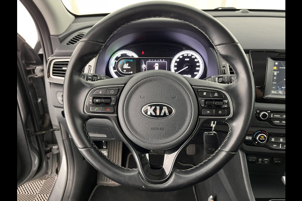 Kia Niro 1.6 GDi Hybrid ExecutiveLine Aut. *LEATHER-FABRIC | NAVI-FULLMAP | KEYLESS | CAMERA | COMFORT-SEATS | DIGI-COCKPIT | LANE-ASSIST | ECC | CARPLAY | PDC | 16''ALU*