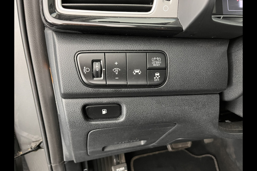 Kia Niro 1.6 GDi Hybrid ExecutiveLine Aut. *LEATHER-FABRIC | NAVI-FULLMAP | KEYLESS | CAMERA | COMFORT-SEATS | DIGI-COCKPIT | LANE-ASSIST | ECC | CARPLAY | PDC | 16''ALU*