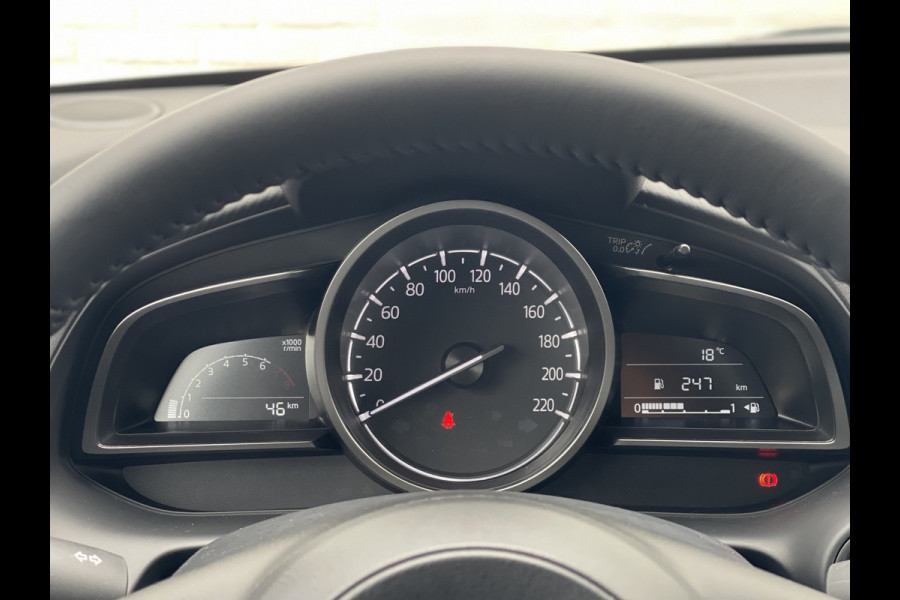 Mazda 2 1.5 e-SkyActiv-G 90 Homura | CarPlay | Camera | LED | DAB+ | Dodehoek | 16 inch