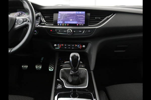 Opel Insignia 1.5 CDTI Business Elegance | Stoel & stuurverwarming | Trekhaak | Camera | Matrix LED | Carplay | Keyless | Navigatie